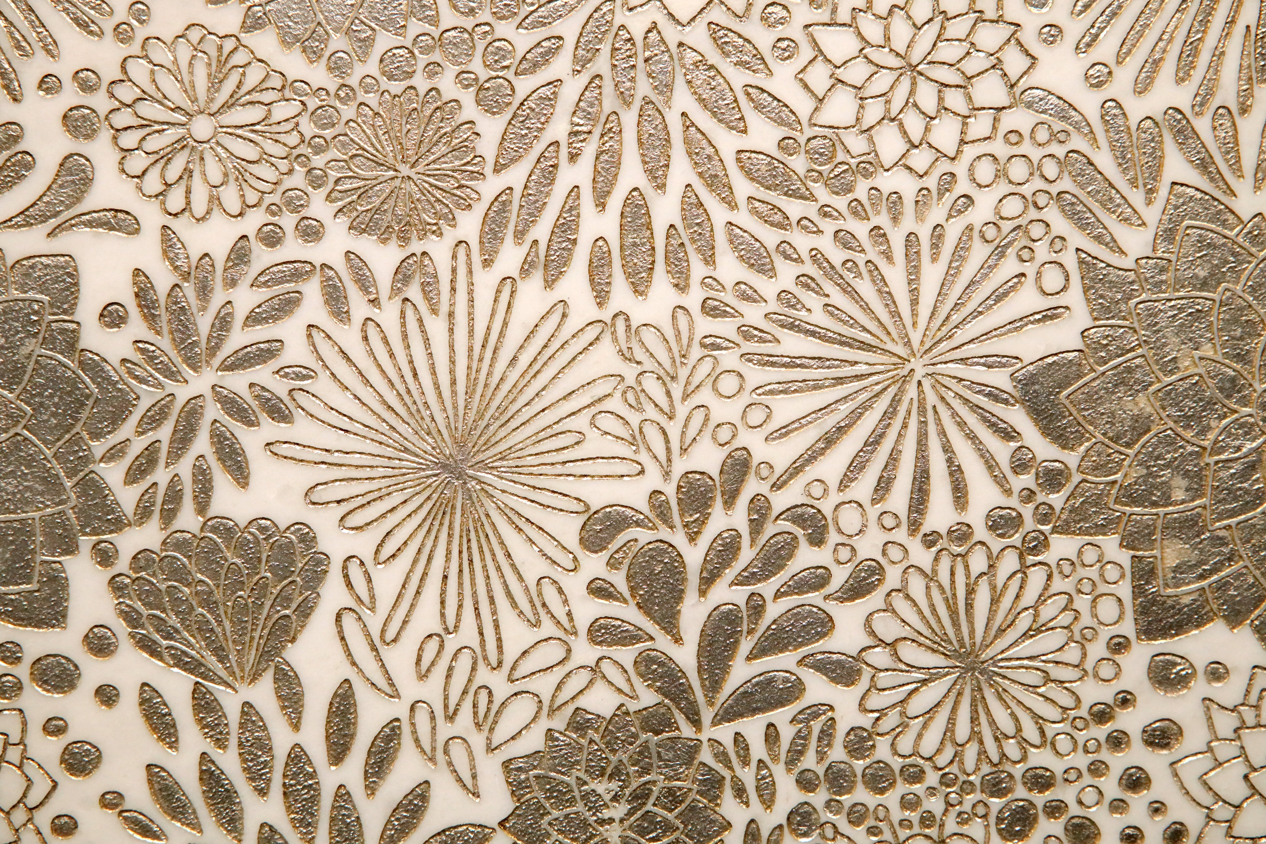 Lidya Garden textured marble mosaic tile installed on a modern interior wall